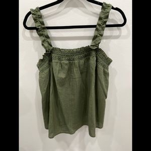 Banana Republic green flowy tank